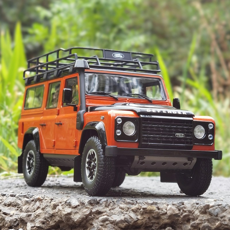似真alomst real 1:18 路虎卫士110探险版 2015款越野