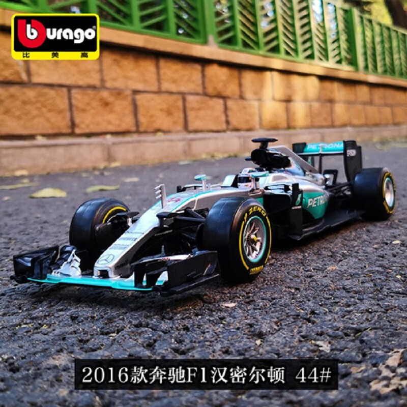 比美高1:18法拉利f1方程式赛车模型纪念款赛道版仿真合金汽车模型收藏