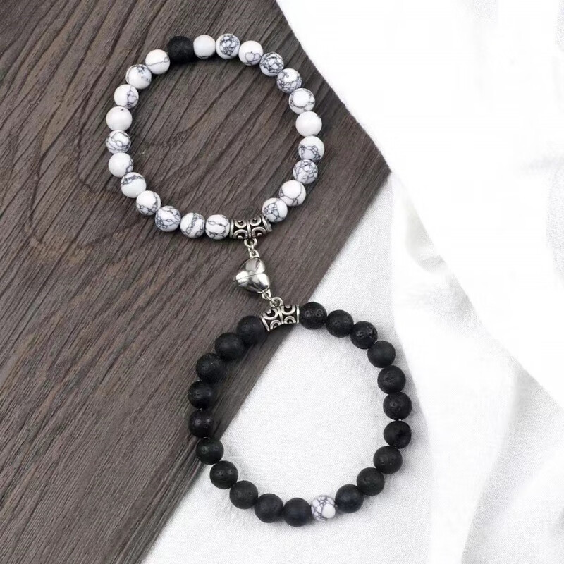 品饰匠 新款火山石手链 情侣复古爱心磁吸石头手串简约时尚大理石纹