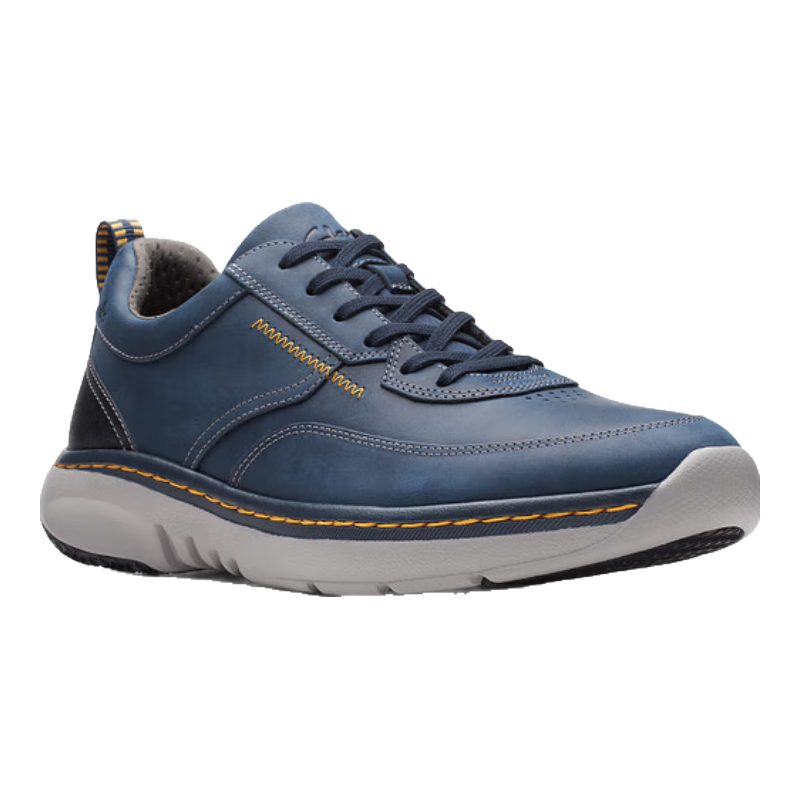 PLUS��Ա�� Clarks���ֽ���ϵ����Ь����͸���ٴ���������Ьʱ�м�ƤЬ��ʿ����Ь ������ 261751947 40 525.7Ԫ