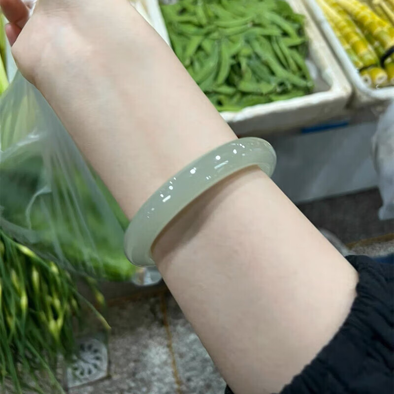 永红旺和田玉晴水手镯正圈圆条高冰青白玉镯宽版东陵玉少女镯子 50-51