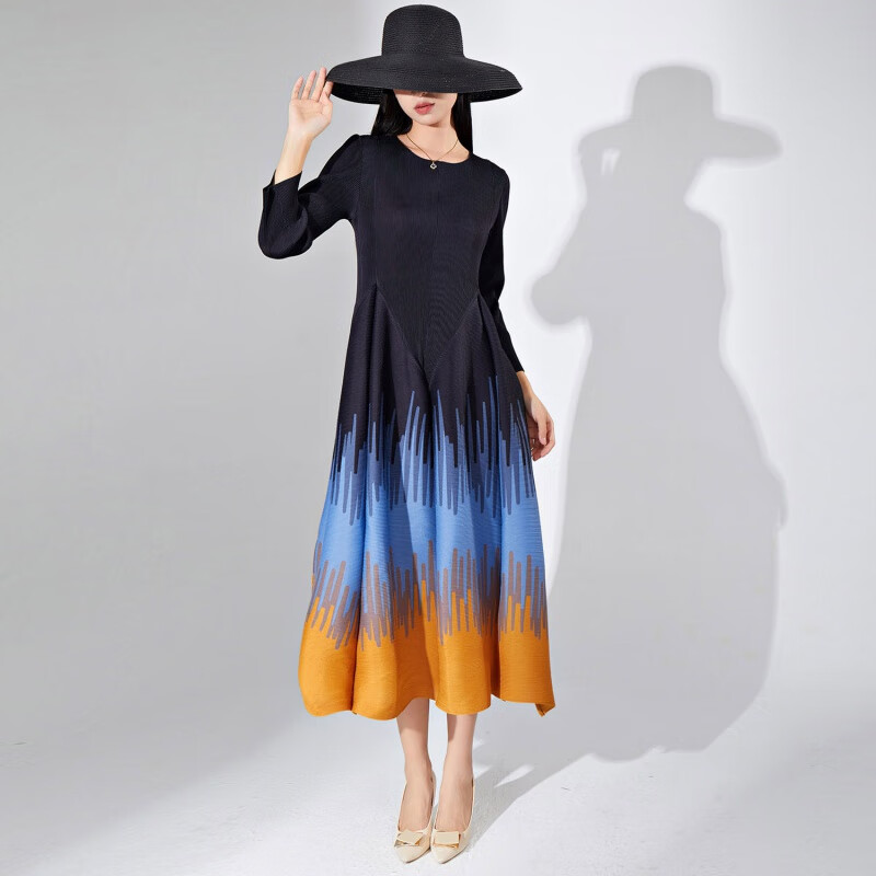 isseymiyake三宅一生2023女装新款长袖印花圆领连衣裙褶皱长款a字裙