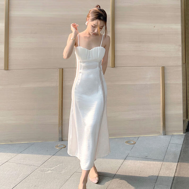 yzyo夏天穿的无袖吊袋淑女性感连衣三亚度假长裙超仙女白贝壳珠光缎面