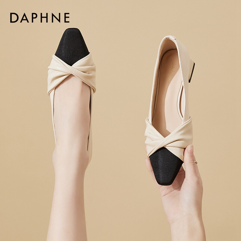 达芙妮单鞋2022夏款新款舒适方头撞色小香风粗跟中跟浅口休闲女鞋 米色 34