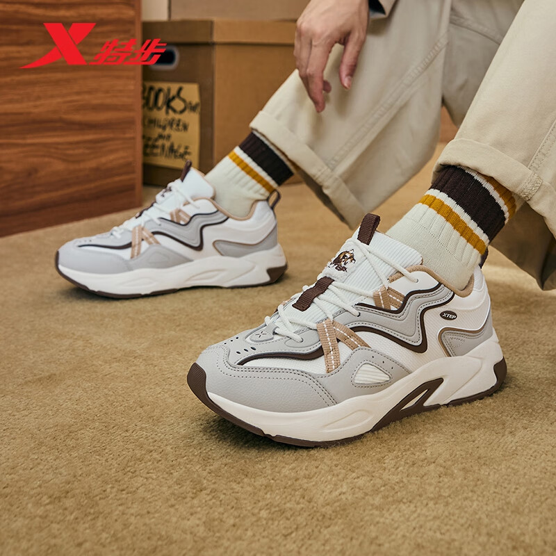 特步男鞋赤壁3.0冬季保暖户外运动休闲鞋老爹鞋 帆白/鸽子灰 42码 