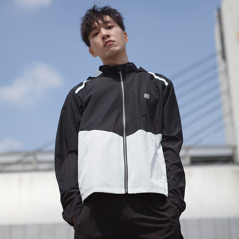 画跑HUAPAO 黑白撞色连帽速干透气防水休闲运动夹克跑步长袖跑步外套 黑白拼色 S