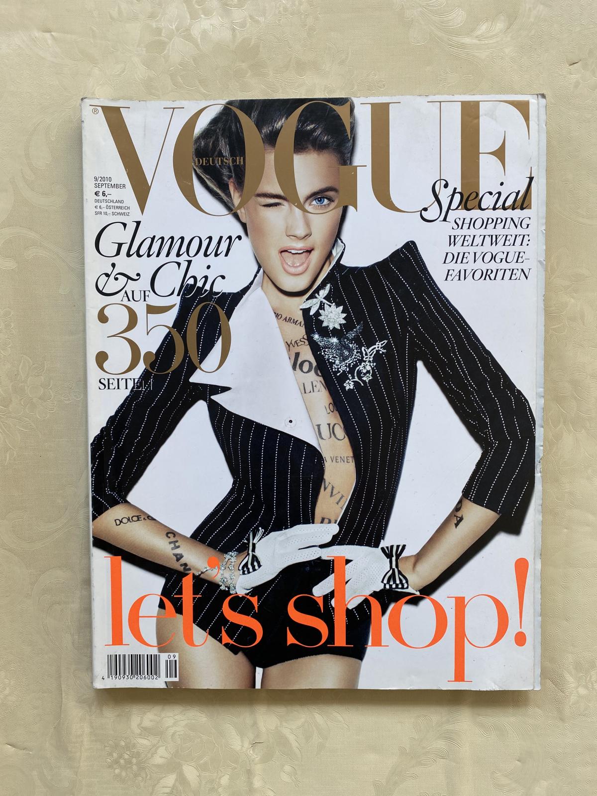 【二手八成新】vogue  2010 9