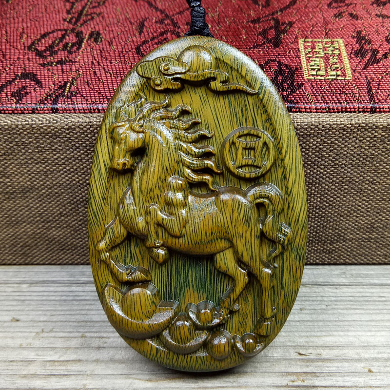 喜吟福綠檀木雕生肖鼠牛虎兔龍蛇馬羊猴雞狗豬綠色木頭雕刻項(xiàng)鏈吊墜掛件 綠檀馬高4厘米 小款