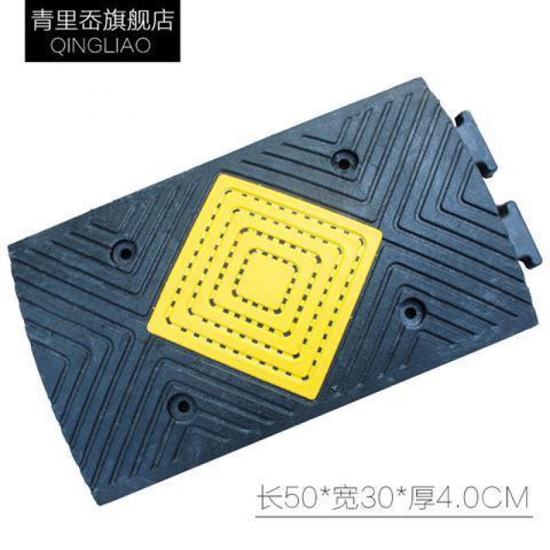 奔驰标志橡塑减速带50*30*4