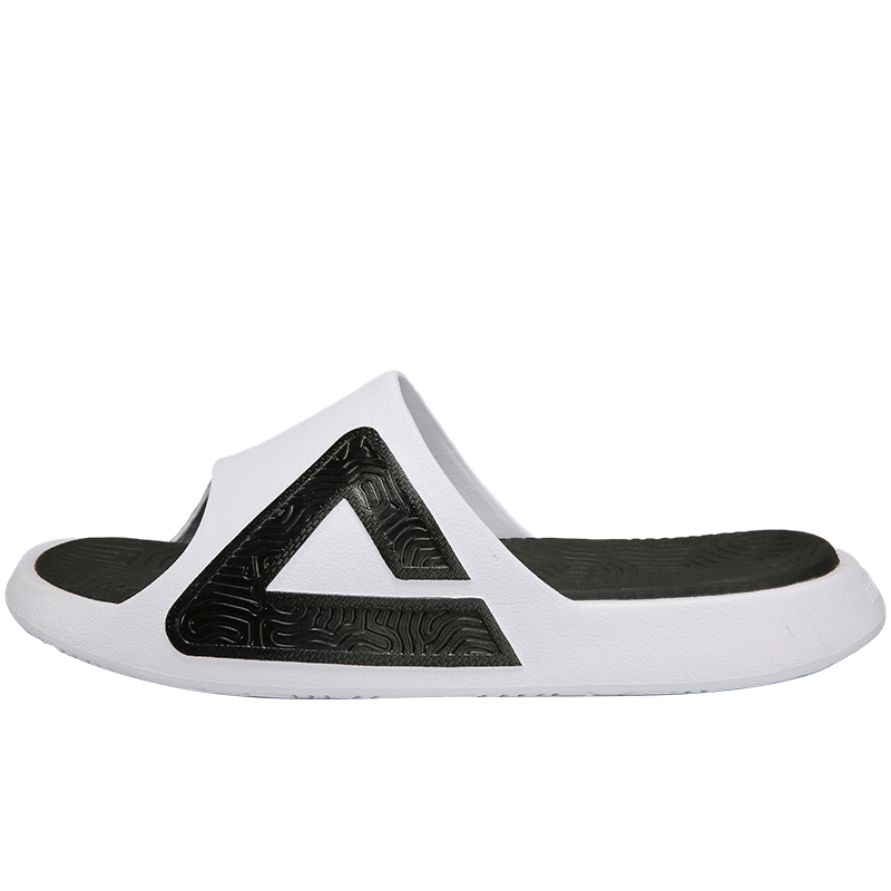 穿上匹克态极拖鞋，走出时尚与舒适