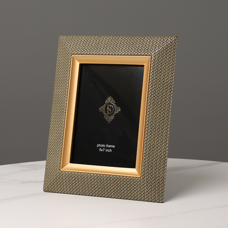 黄铜皮革相框摆台摆件7寸相架画框相册样板房卧室床头 黄铜相框 6寸