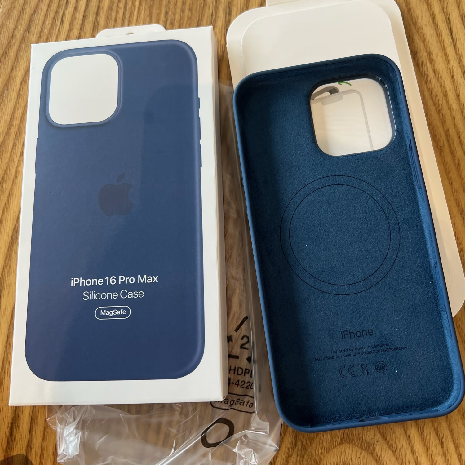 iPhone 16 Promax液态硅胶保护壳 按键款 全新未使用(现货速发) 丹宁色 16promax