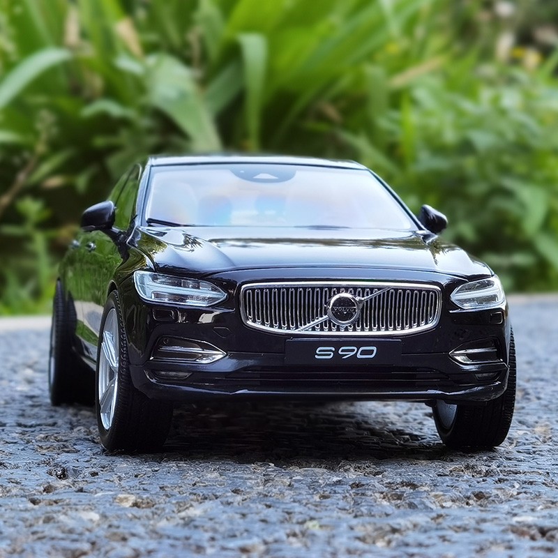 原厂 沃尔沃 volvo 新款s60 沃尔沃 越野 1:18 合金汽车模型仿真车模