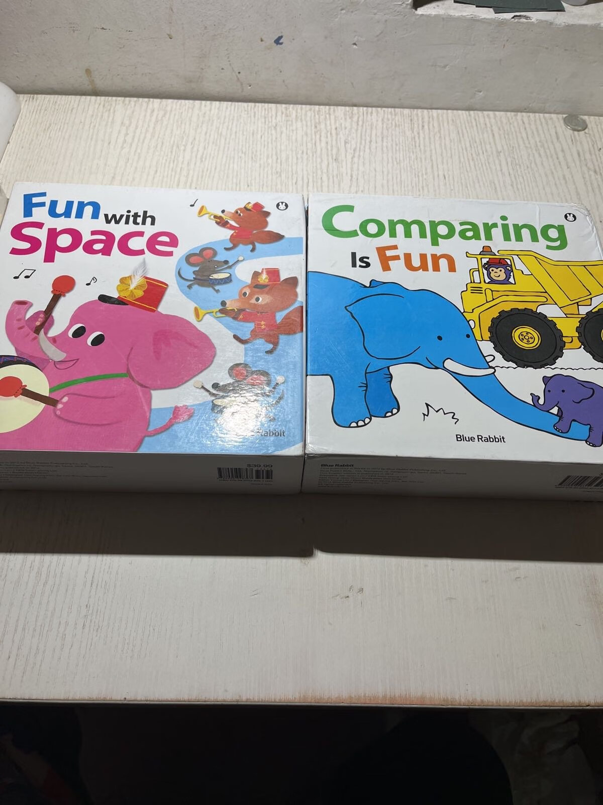 [二手9成新] comparing is fun系列书 共两套合售