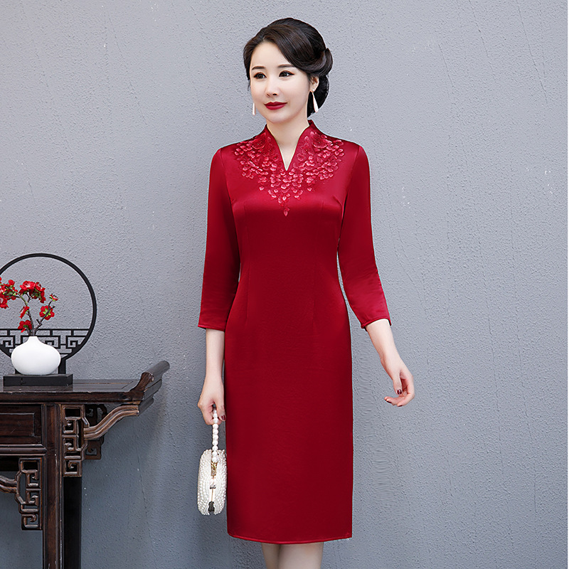 喜婆婆旗袍裙女长款礼服2021年新款婚礼妈妈装婆婆宴会礼服旗袍喜庆