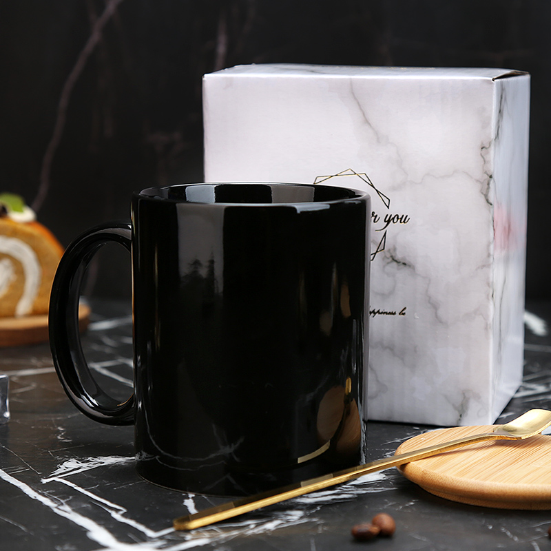 麦格士马克杯带盖勺雕刻盖子定制经典白黑色釉陶瓷咖啡水杯子办公室个性 11oz纯黑陶瓷杯.刻盖.长勺 木盖可定制，金长铲勺
