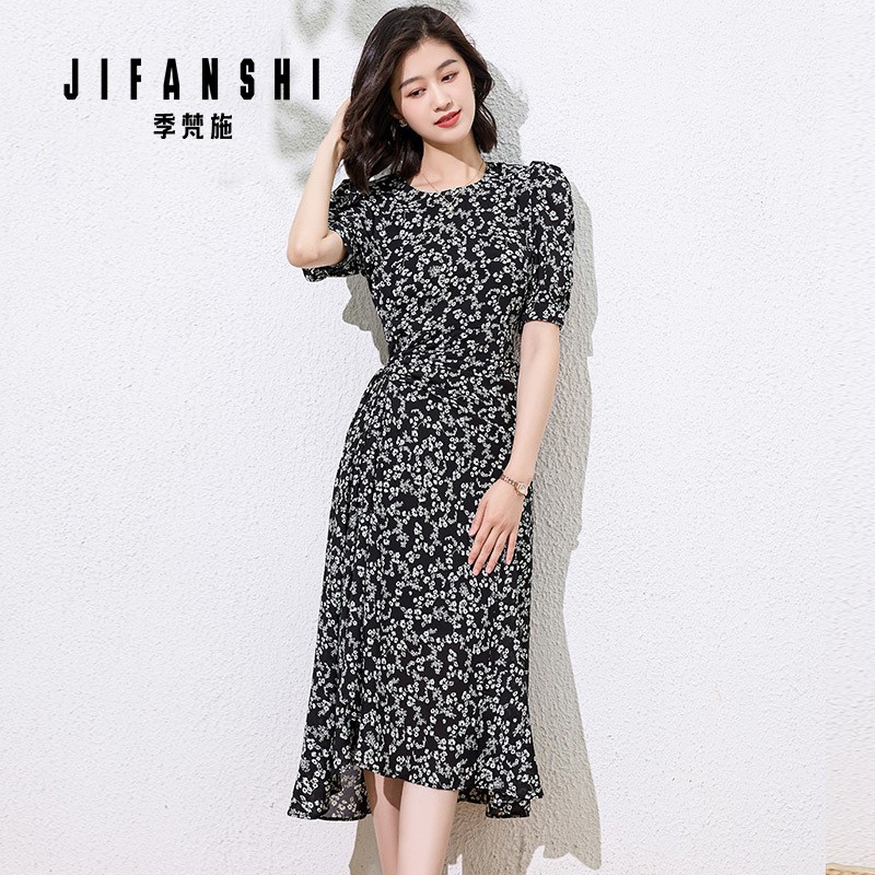 季梵施(jifanshi)jifanshi品牌黑白碎花连衣裙收腰显瘦感圆领泡泡袖