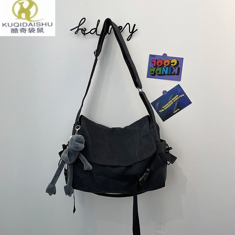 酷奇袋鼠帆布斜挎包男生潮牌大容量日系百搭复古背包简约休闲单肩包男