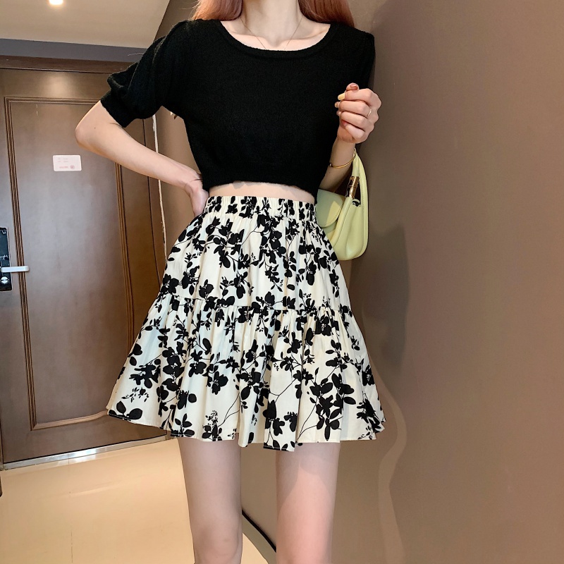 小个子秋天穿的下半身碎花裙短裙不过膝雪纺半身裙夏女薄款高腰蓬蓬小