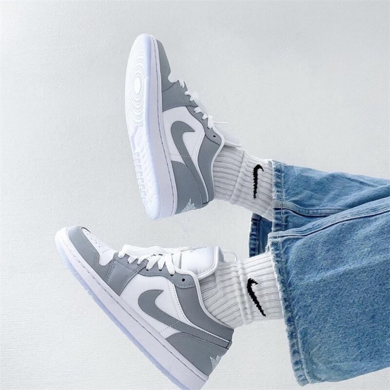 耐克（NIKE）Air Jordan 1 LOW AJ1黑白熊猫男女低帮复古休闲运动篮球鞋 DC0774-105 42