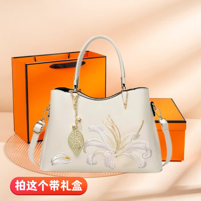 游子吟母亲节礼物送妈妈包包女包实用50岁60长辈女士手提包刺绣款女包 康乃馨刺绣款-赠礼品袋+丝巾