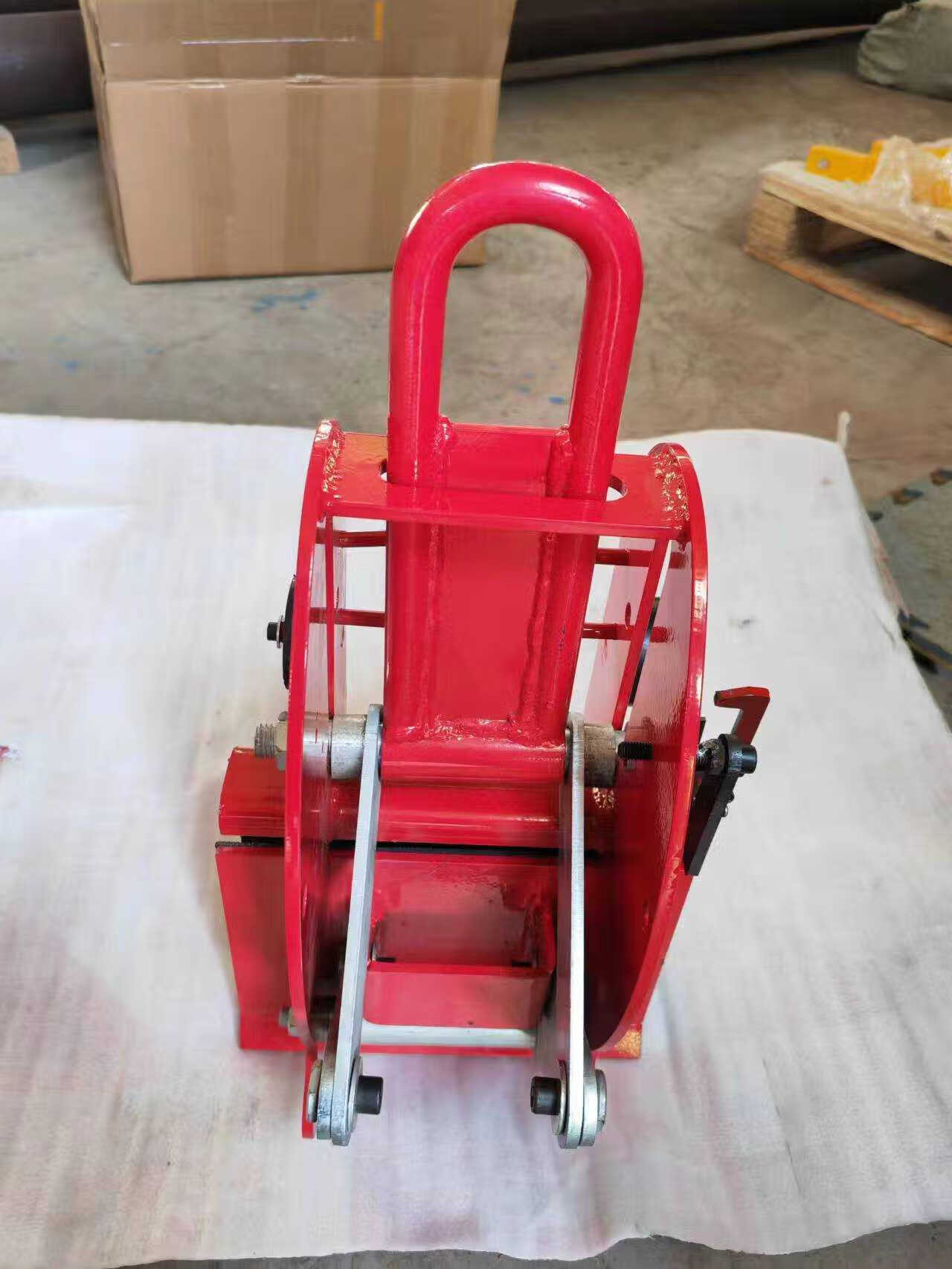 宿尚玻璃吊夹超大板玻璃起重搬运挪移钳玻璃厂专用原片垂直起吊鳄定制