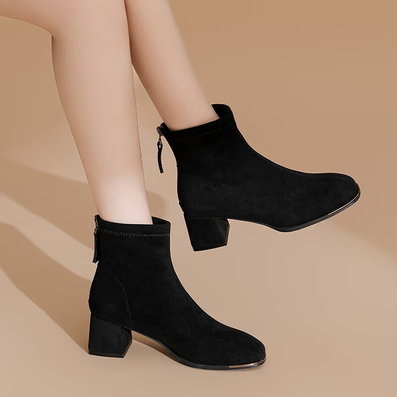 达芙妮短靴女秋季法式高跟瘦瘦靴黑色复古绒面靴子女 黑色 36