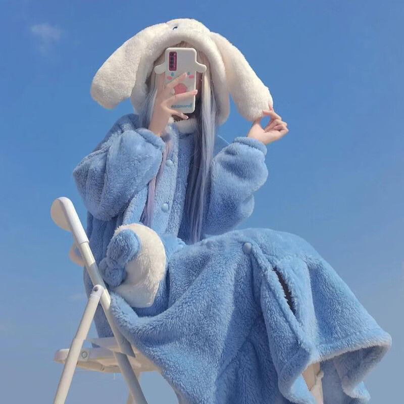 宝娜斯珊瑚绒睡衣女冬季加厚加绒卡通少女草莓小鸭睡袍长款睡裙 玉桂狗睡袍 均码 （适合80-160斤）