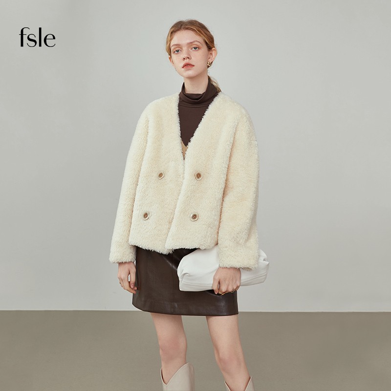 范思蓝恩214138短款颗粒绒外套女秋冬加厚仿羊羔毛羊剪绒短外套女奶
