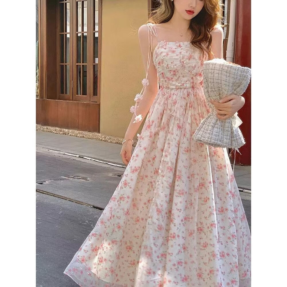 vjze碎花吊带连衣裙女过膝法式初恋风粉色春夏新款小众设计感桔梗茶歇