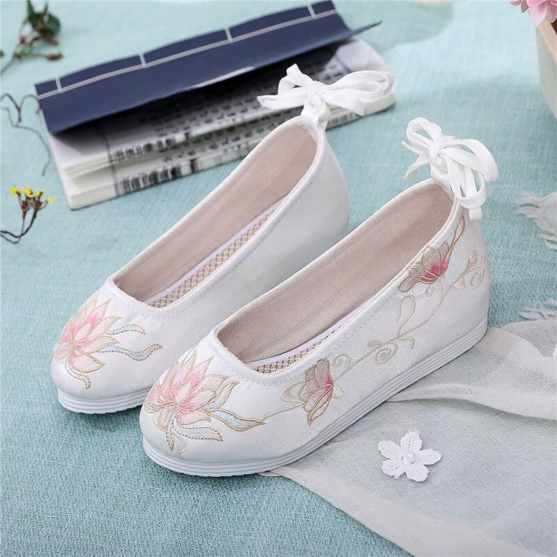 大唐喜乐牛汉服鞋子女超仙明制古风绣花鞋内增高原创舞蹈布鞋搭配古装