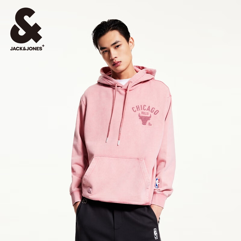 杰克·琼斯（JACK&amp;JONES）男装NBA联名款公牛队秋季刺绣胶印纯棉宽松连帽卫衣男款225133012 白兰地杏C16 常规 S 170