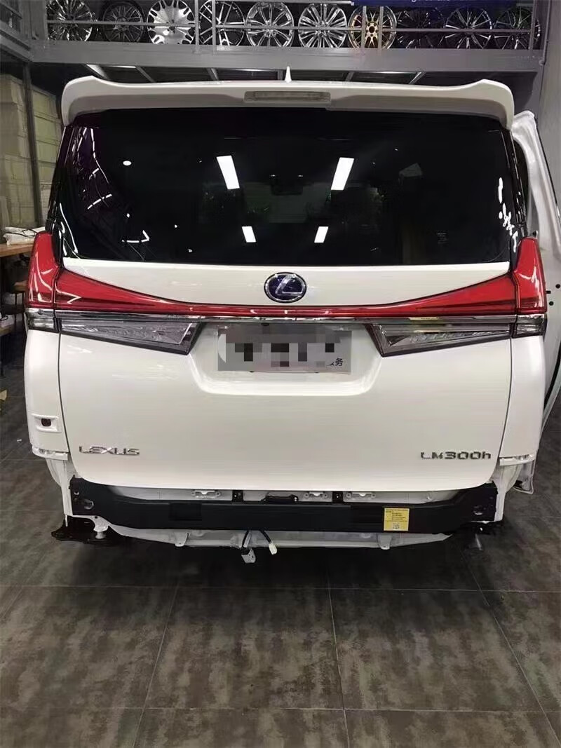 lm后防撞梁埃尔法威尔法后防撞钢梁 改装30系配件 埃尔法后防撞梁