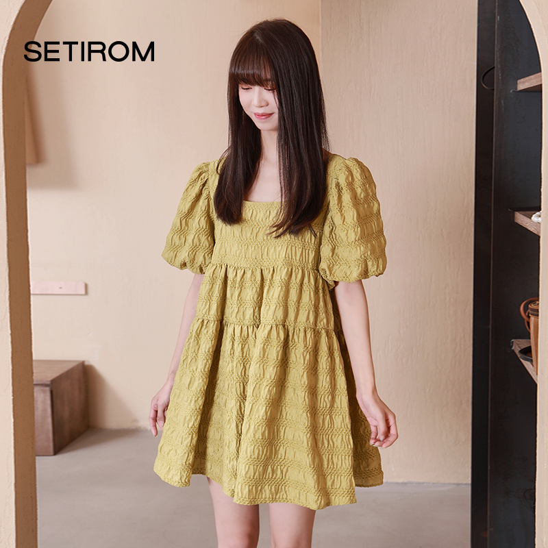 西町村屋(setirom)连衣裙女2022秋季新款轻潮气质方领短裙肌理娃娃风