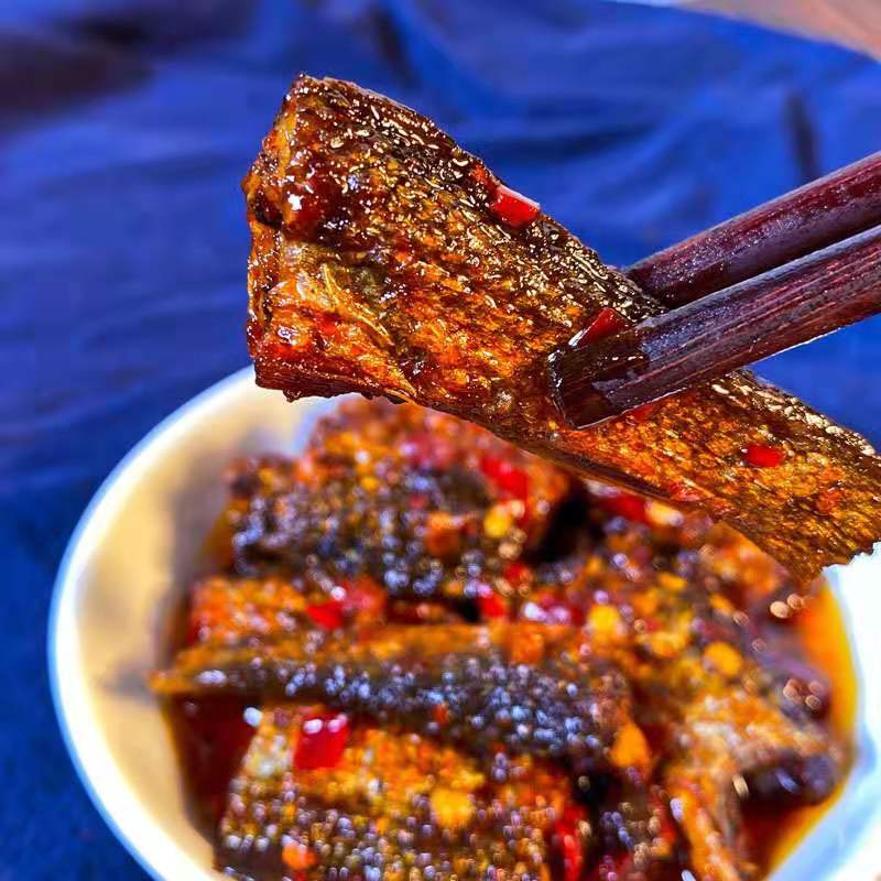 朗小贝香辣手撕鱼柴火鱼农家自制小鱼仔湖南腊鱼火培鱼烟熏鱼即食 香
