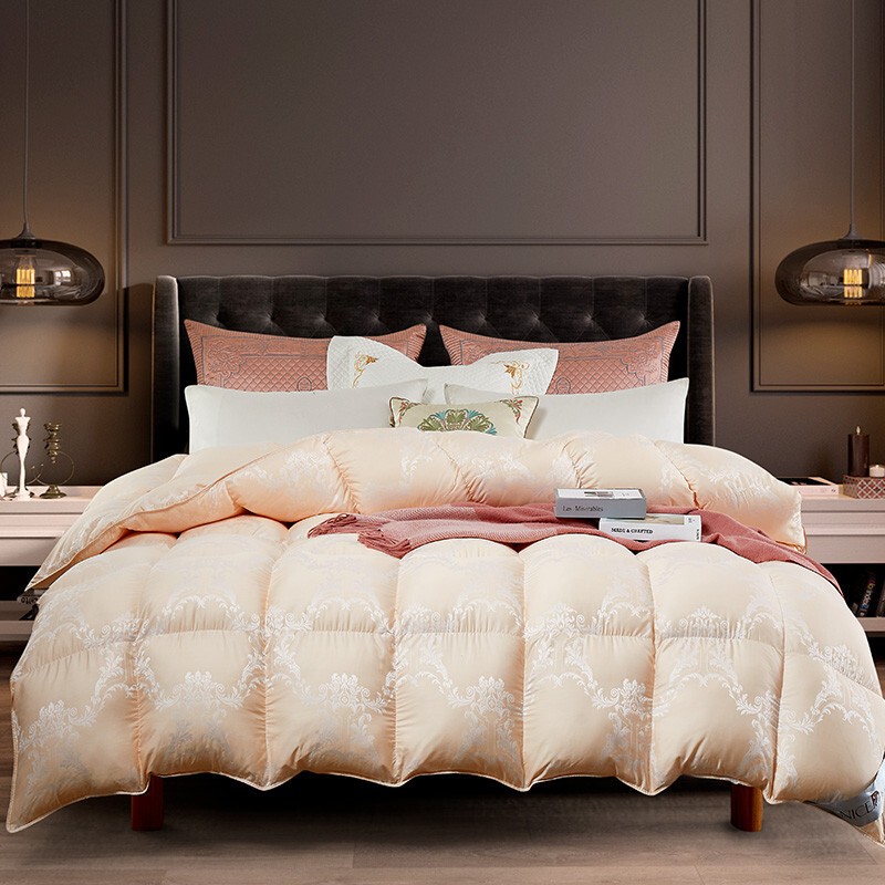 柔赛丝大提花95%白鹅绒(加拿大绒)加厚羽绒冬被配全棉四件套 流光金