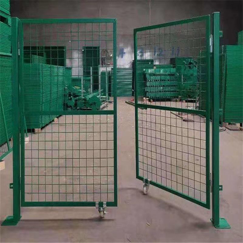 【精选】浩天铁丝网门铁栅栏门护栏网门仓库车间门简易门庭院篱笆门