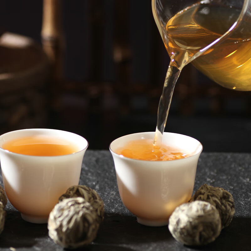 秋博源白毫银针龙珠圆球云南大叶种绣球高端特级白豪茶叶月光白茶500g