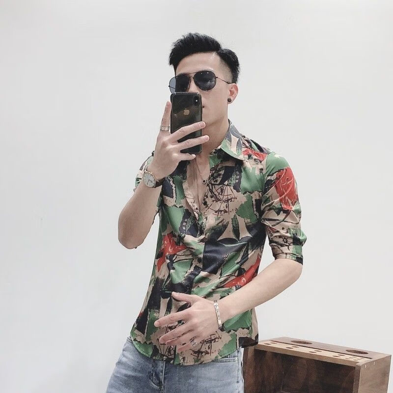 搜立(souli)夏季短袖衬衫男韩版修身免烫花衬衣社会帅哥夜晚店美发潮