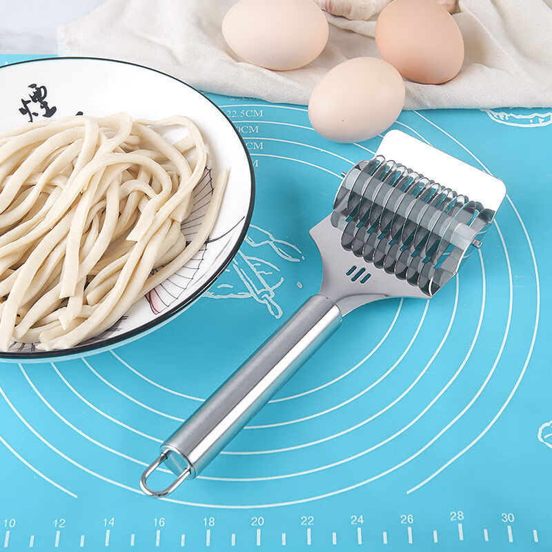 手擀面神器器手动面条手工不锈钢面条金丝饼划丝压面机滚轮切面刀zy