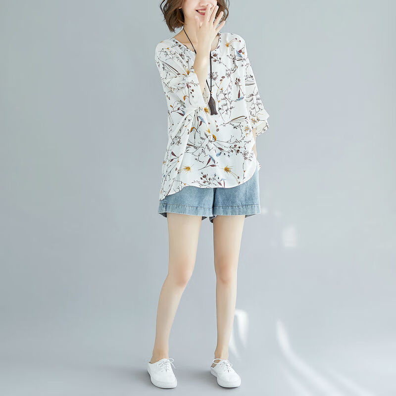 贤语雪纺衫230斤夏新款显瘦碎花蝙蝠袖上衣宽松简约t恤女 白色 xl