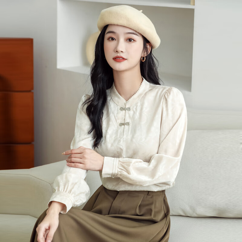 国风盘扣长袖衬衫女设计感小众复古2024新款搭马面上衣春秋 米杏色 s