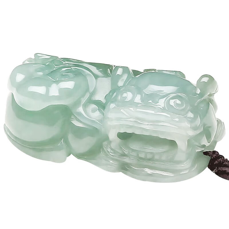 2025年翡翠挂件怎么选?这8款性价比高,收藏价值高,佩戴效果也超赞