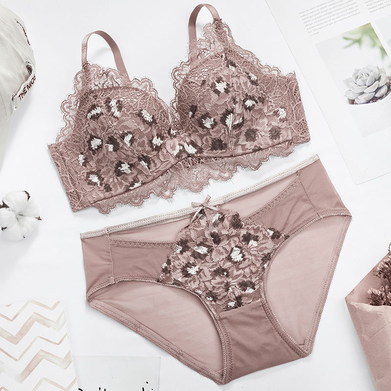 爱丝黛安·芬香世缘维多利亚豹纹无钢圈内衣套装女性感惑蕾丝聚拢调整