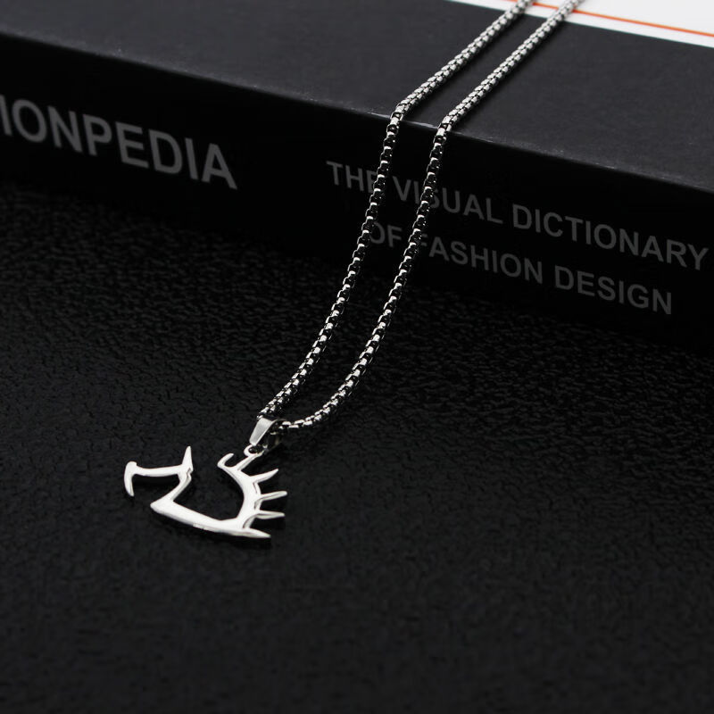 赵雷同款小刺猬周边项链嘻哈街头男女学生个性钛钢吊坠项链 镂空小