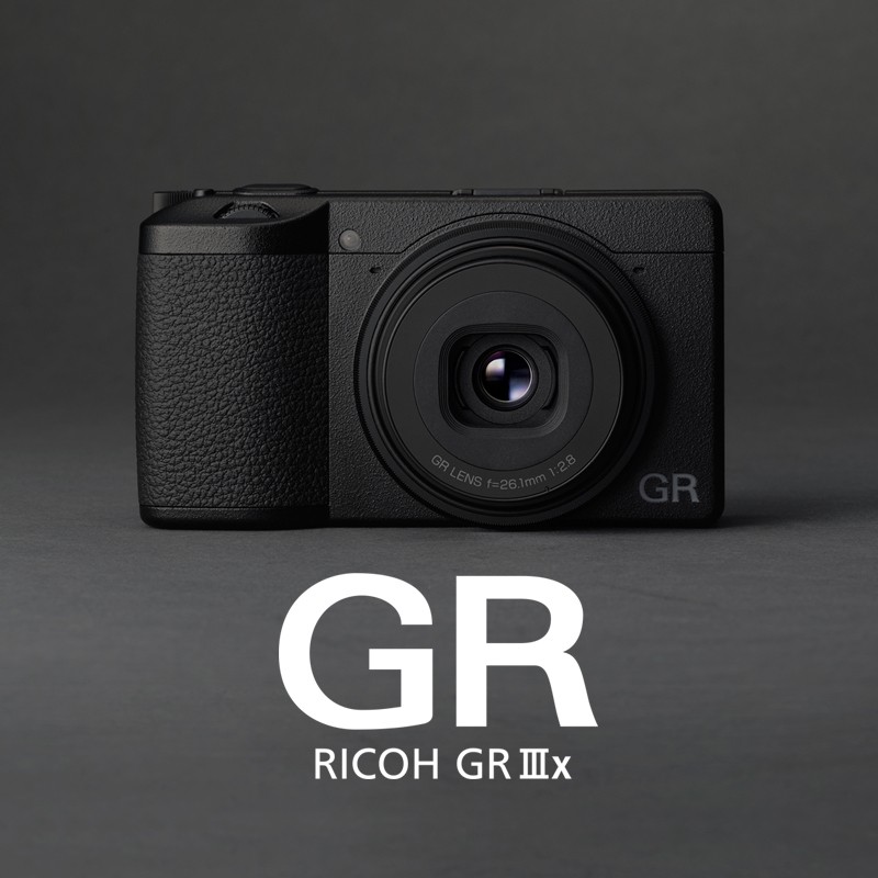 「新品」理光GR3X数码相机这个跟a6400哪个值得买一些？