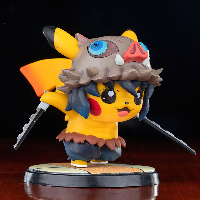 tyuhk 皮卡丘cos鬼灭之刃车载摆件嘴平伊之助公仔口袋妖怪动漫模型
