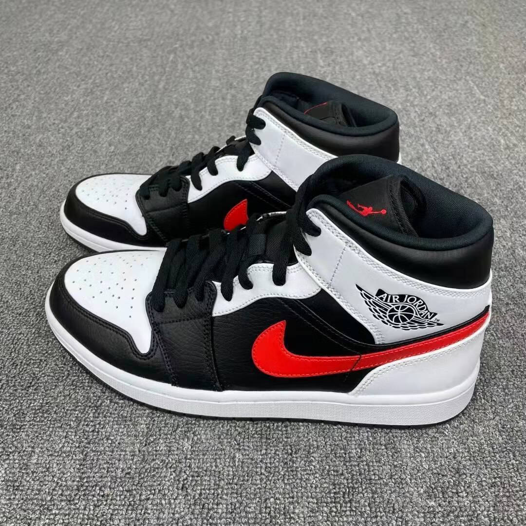 高品质大厂精品 黑白熊猫红钩 男女同款 乔1 休闲运动篮球鞋 黑白熊猫