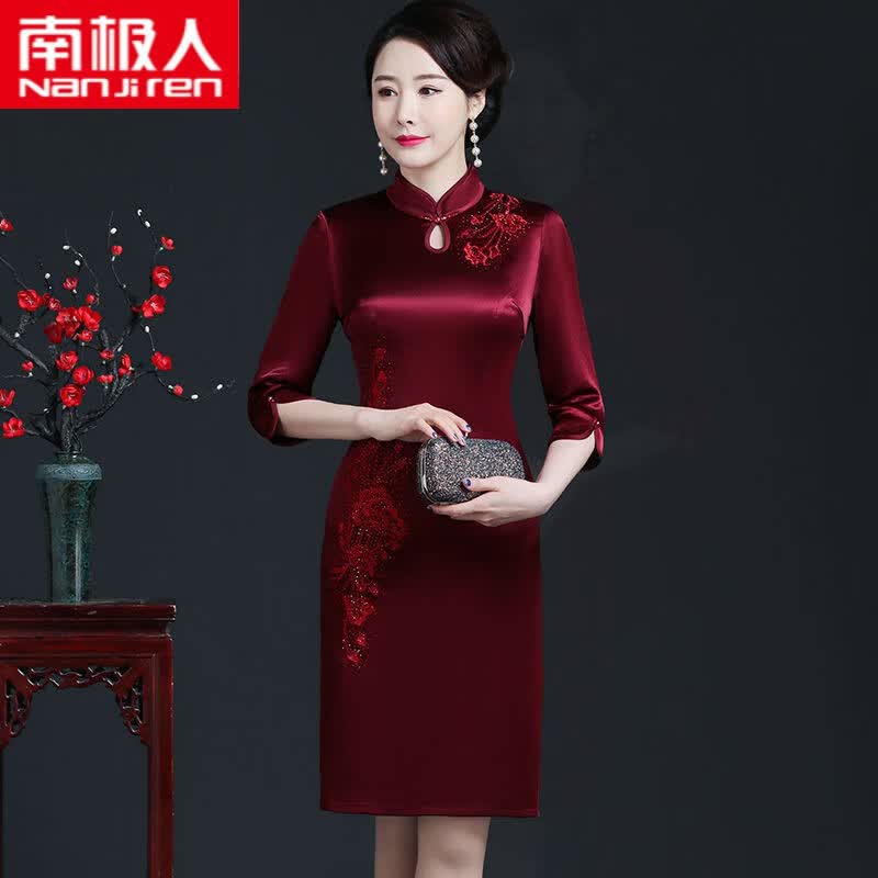 南极人婚宴装醋酸缎面旗袍连衣裙时尚洋气小个子喜婆婆婚礼妈妈礼服 酒红色 XL 建议115-125斤高性价比高么？