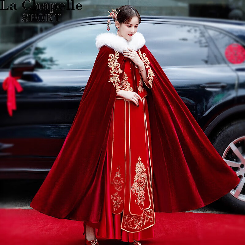 La Chapelle Sport拉夏贝尔秀禾服披风斗篷新娘结婚中式婚礼外披毛领丝绒披肩冬新款 单面[金色花纹] 温度(0℃以 M码 身高(160cm-170cm)使用感如何?